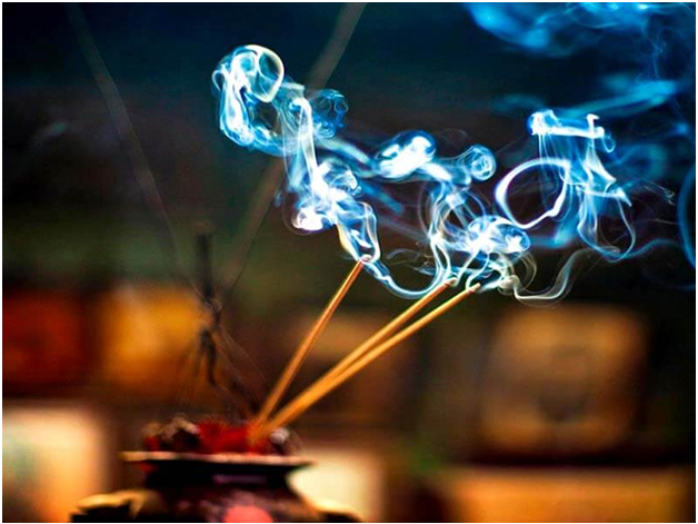 incense bruning