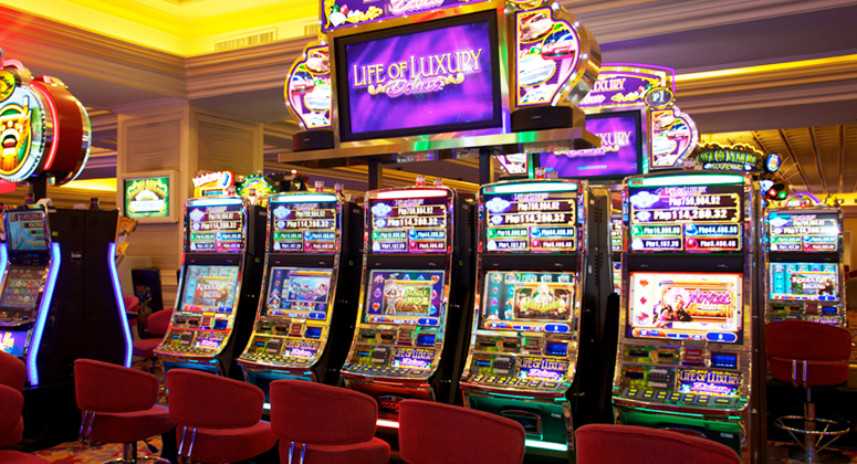 Casino slot machine makers